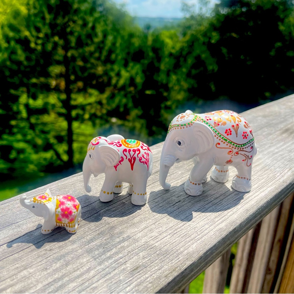 Wood Elephant Sculpture Statue Handmade Carved Wooden Figurine 3 pcs set